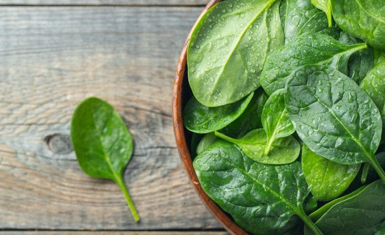 Too much raw spinach can cause kidney stones